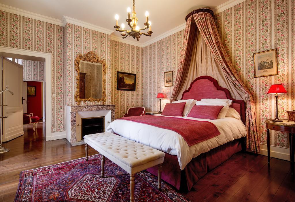 Chateau Fombrauge Saint-Christophe-des-Bardes Rom bilde